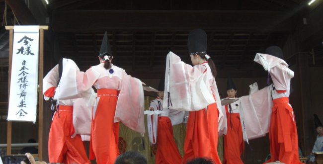 伝統芸能奉納